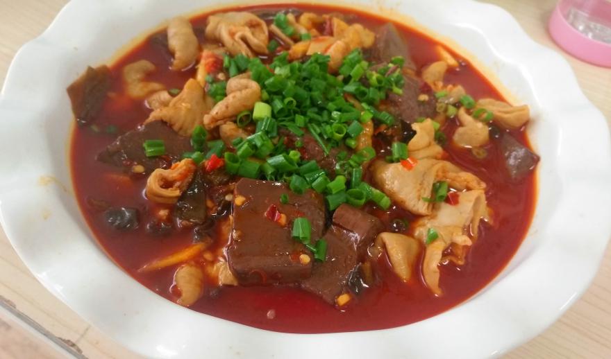 成都串串香培訓(xùn)學(xué)校哪家好？成都串串香培訓(xùn)哪個(gè)好？