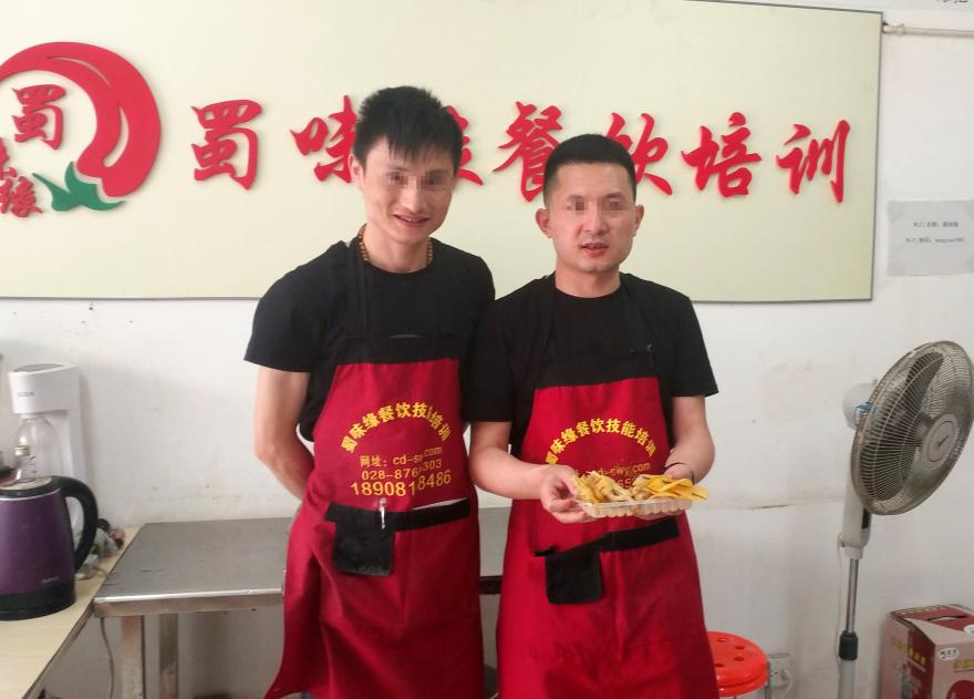 熱鹵串串技術(shù)培訓(xùn)多少錢？成都串串香技術(shù)培訓(xùn)