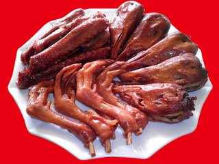 鹵菜出鍋就發(fā)黑，抹鹵水VS抹鹵油哪個好？