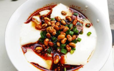 學(xué)做豆腐腦找哪家好？特色小吃豆腐腦怎么做？