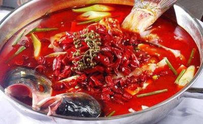 四川魚火鍋技術(shù)培訓(xùn)多少錢？炒制火鍋魚底料的做法