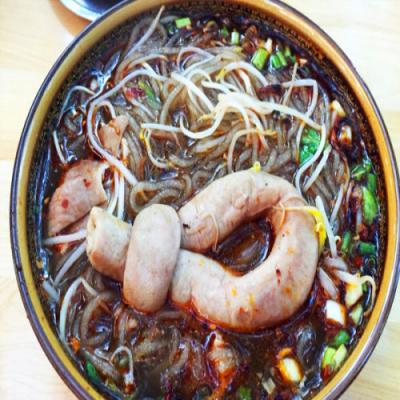  學(xué)手工肥腸粉技術(shù)做法哪里一對一？超小投資創(chuàng)業(yè)項(xiàng)目