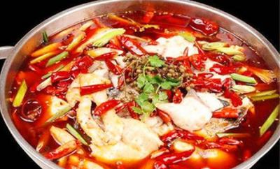 成都學(xué)火鍋魚技術(shù)培訓(xùn)哪里好？培訓(xùn)火鍋味型兌鍋技巧