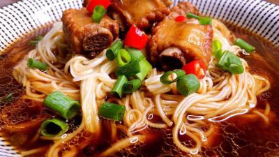 成都餐飲培訓(xùn)學(xué)校排名，排骨面食技術(shù)培訓(xùn)哪里正宗？