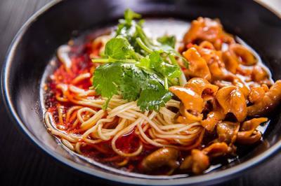 成都餐飲小吃培訓(xùn)班，肥腸面食技術(shù)培訓(xùn)哪里好？