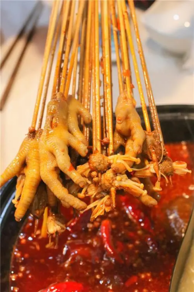 成都冷鍋串串香的做法及配方？成都冷串串香培訓