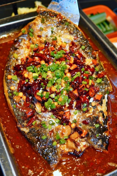 萬(wàn)州烤魚(yú)技術(shù)培訓(xùn)哪里正規(guī)？培訓(xùn)成都串串香多少錢(qián)？