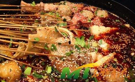成都串串香培訓(xùn)班哪家好？培訓(xùn)成都串串冒菜多少錢？